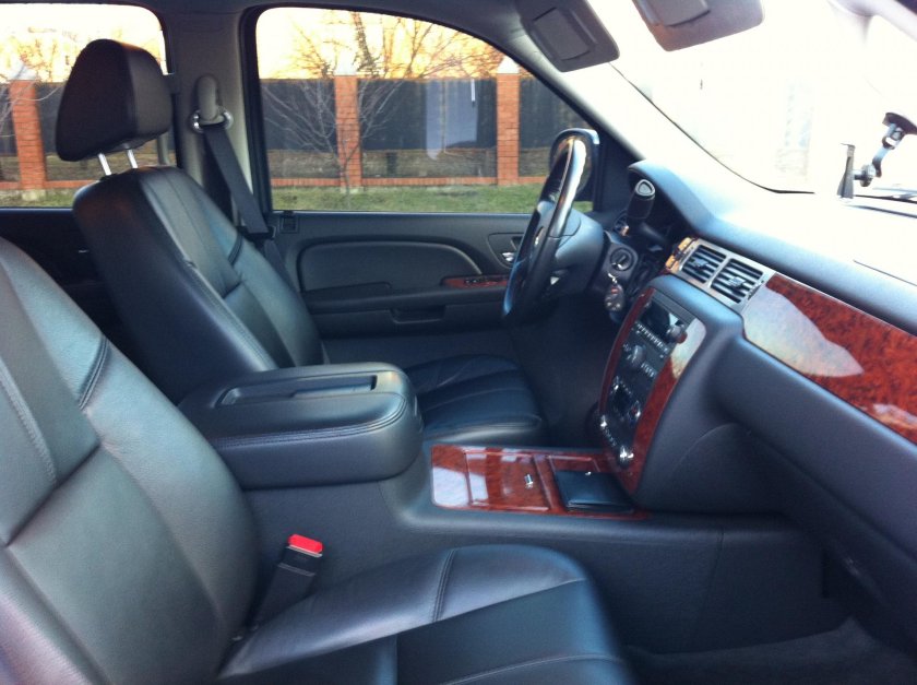 Chevrolet Tahoe 2008 салон