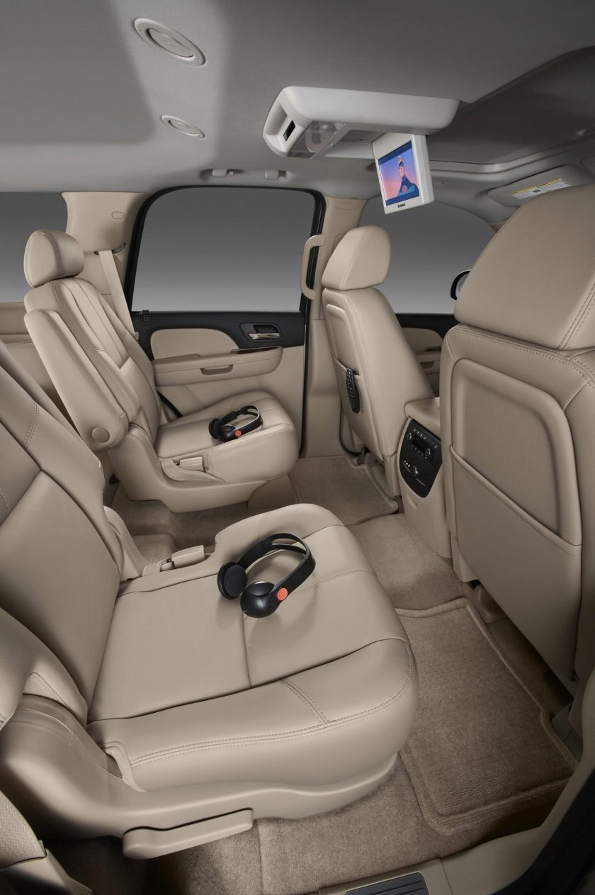 Шевроле Тахо 2010 салон