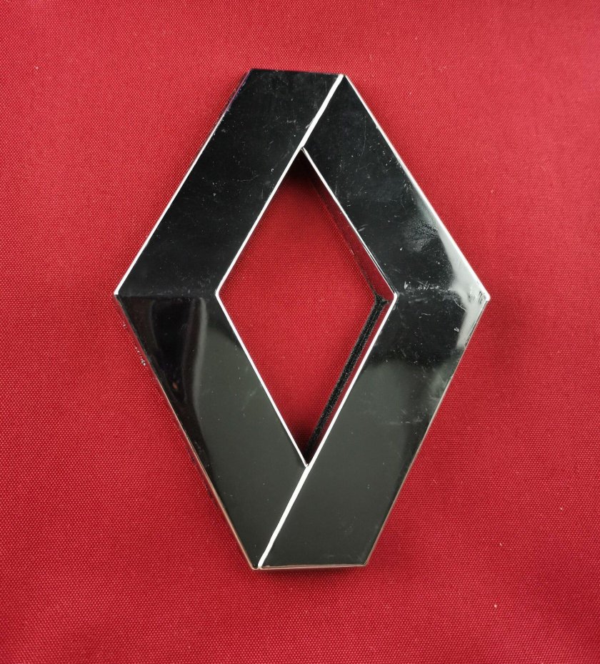 Эмблема Рено