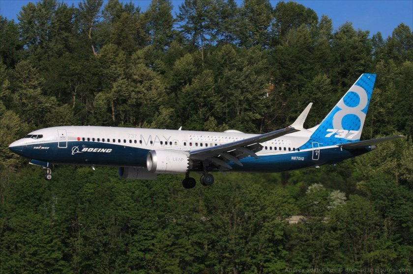 Боинг 737 50