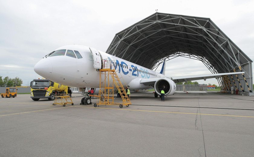 МС-21-310 кабина