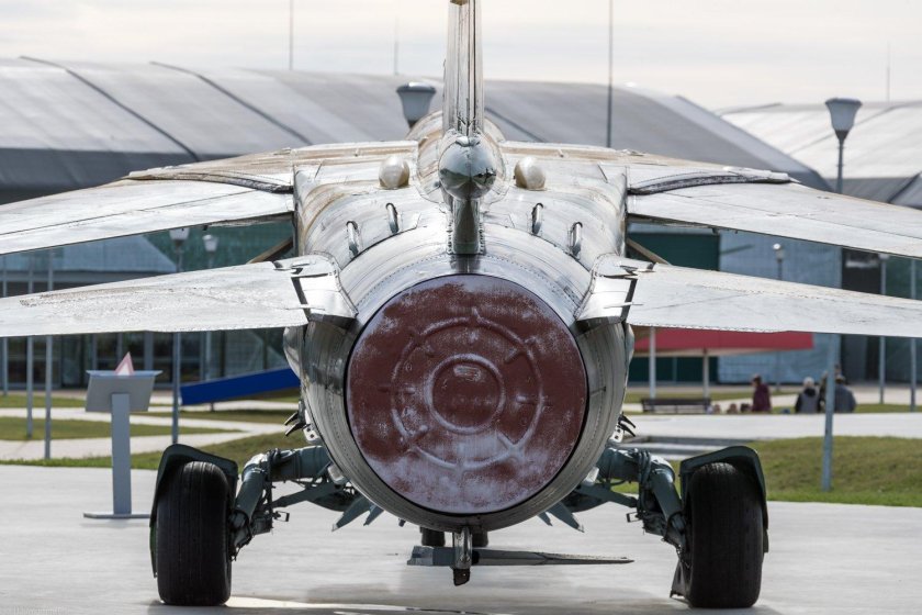 Миг 27 шасси