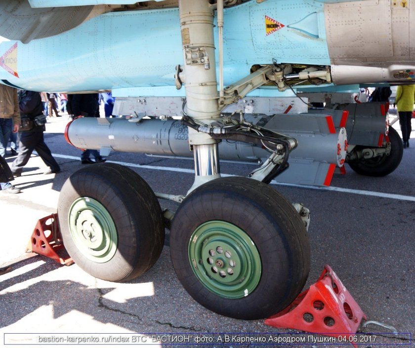 Су-27 шасси
