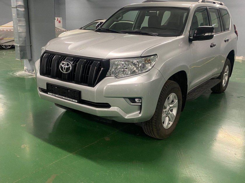 Toyota land cruiser prado 150