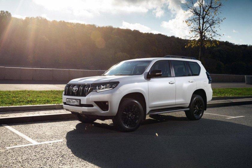 Toyota Land Cruiser Prado 2022-2023