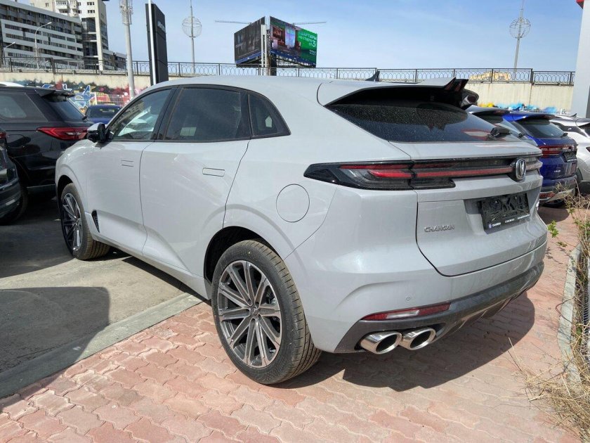 Changan uni k серый