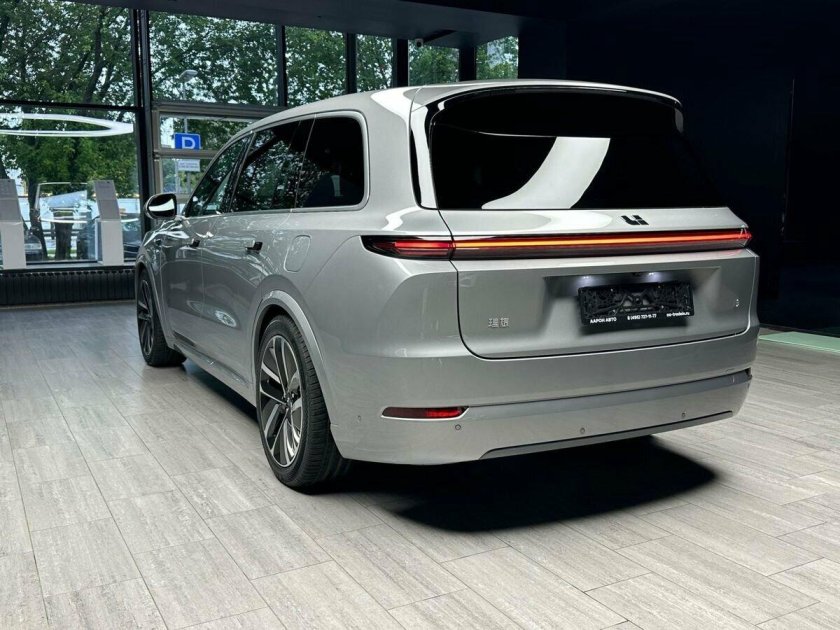 Lixiang l9 1.5 at 4wd