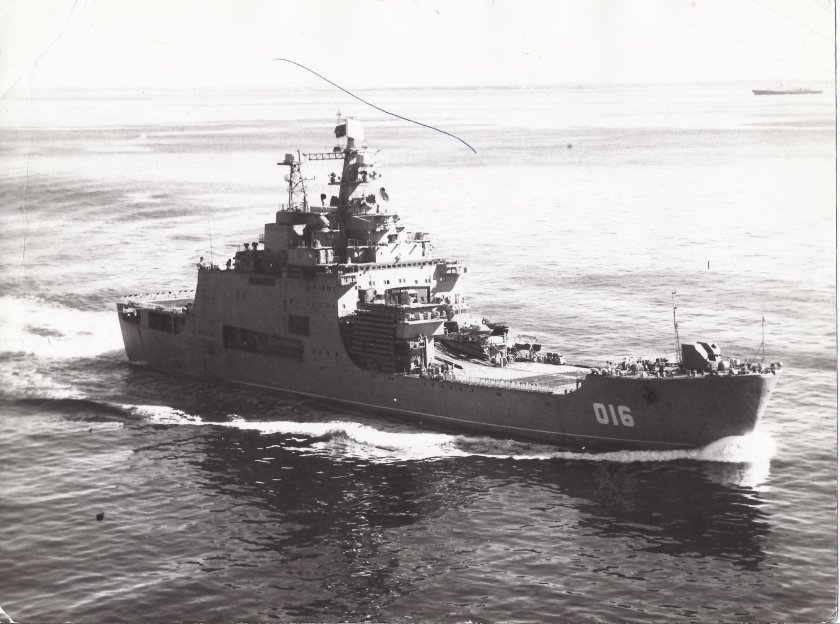 БДК Митрофан Москаленко проекта 1174