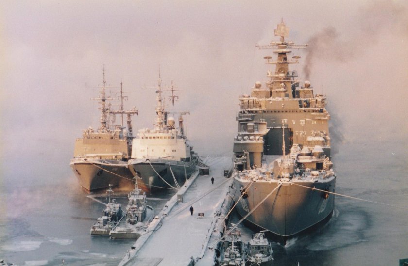 БДК Митрофан Москаленко проекта 1174