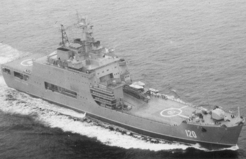 БДК проекта 1174 Иван Рогов