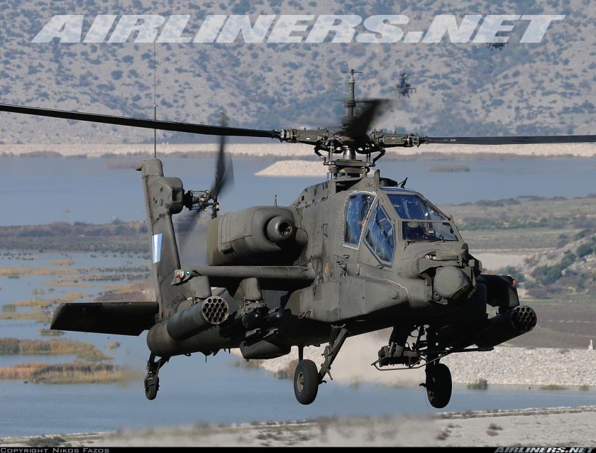 MCDONNELL Douglas Ah-64 Apache