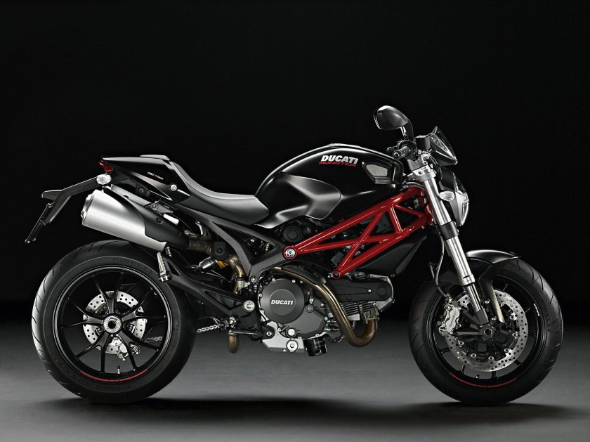 Ducati Monster 696