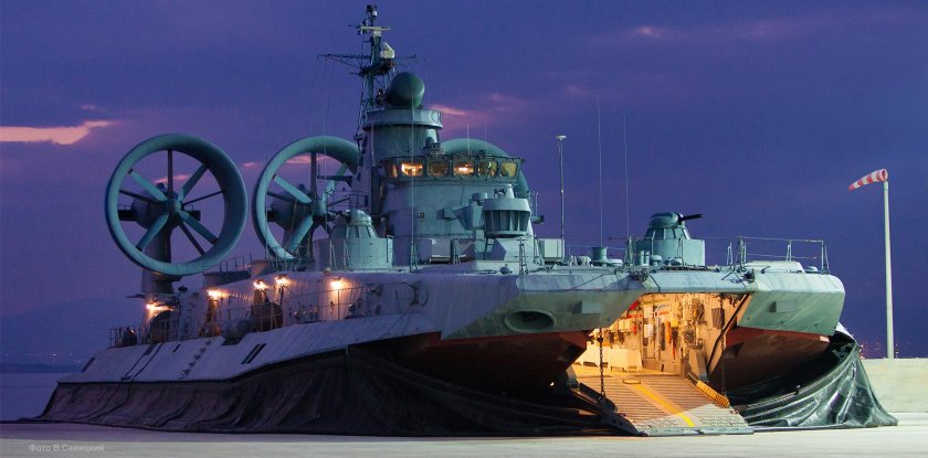 Малые десантные корабли на воздушной подушке проекта 12322