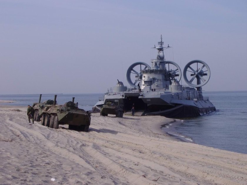 Проект 12322 ЗУБР