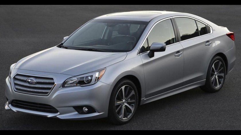 Субару Легаси седан 2015