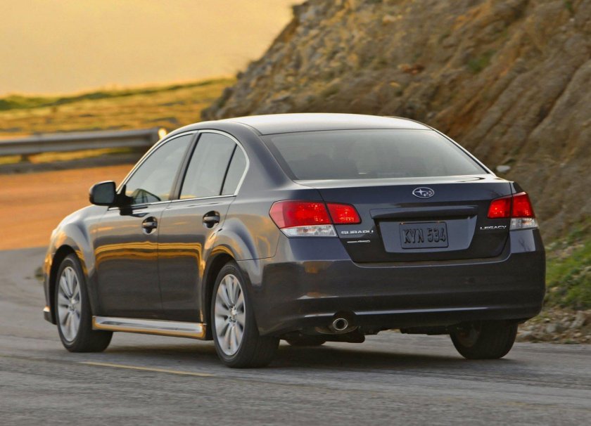 Субару Легаси 2010