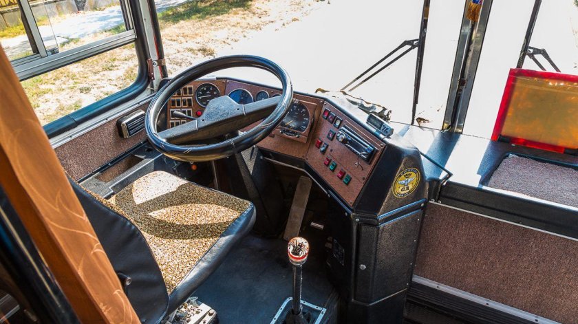 Икарус 250 кабина