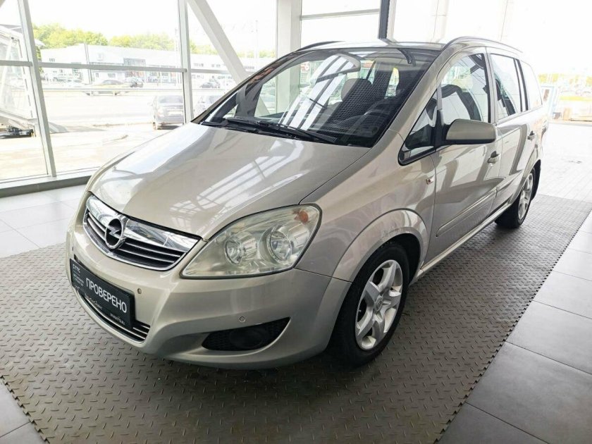 Opel zafira 2008
