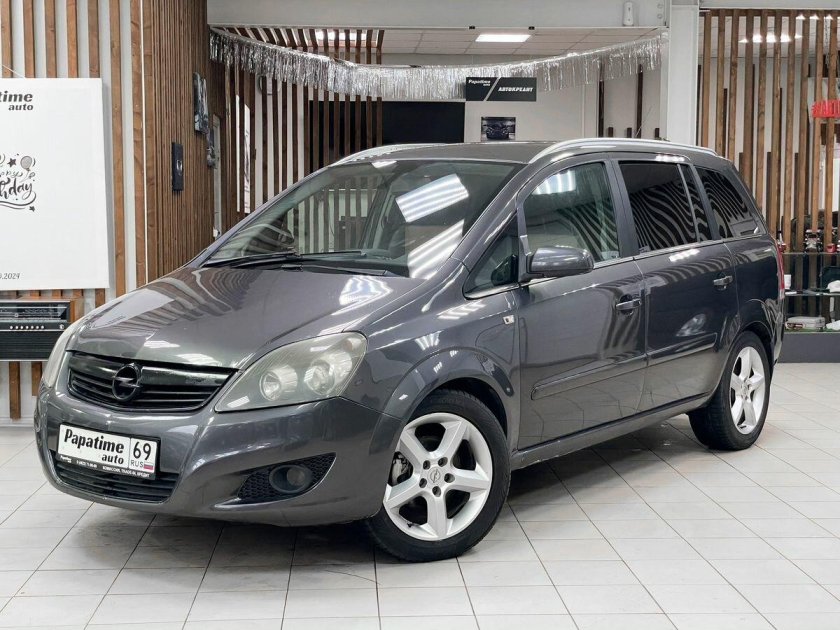 Opel zafira 2008