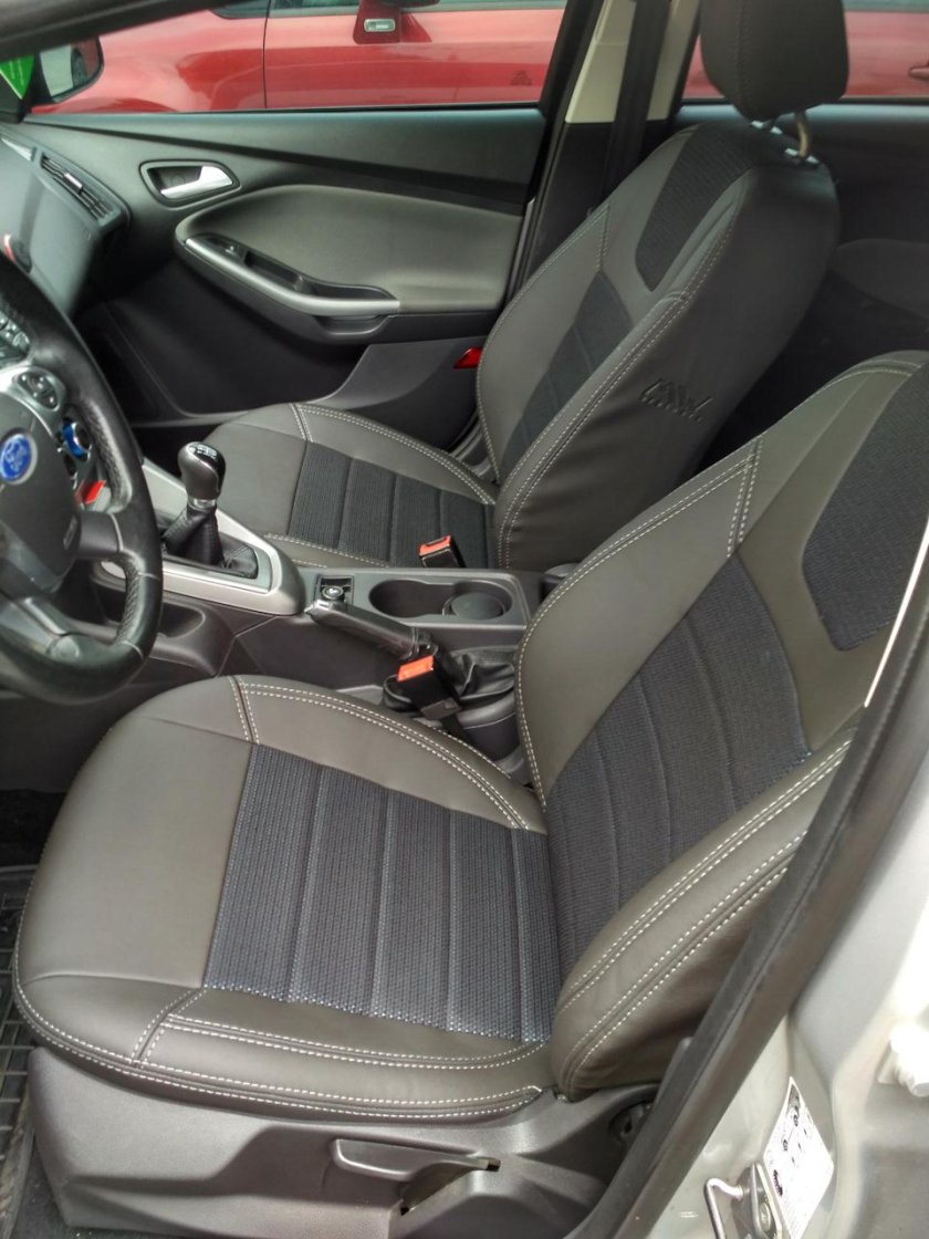 Чехлы фокус 2