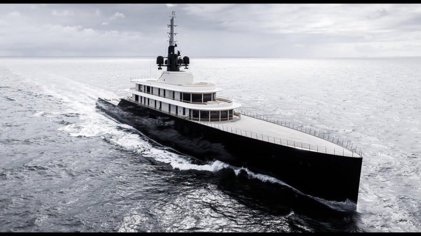 Миллионер на яхте