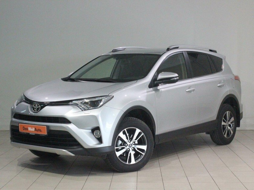 Тойота рав 4 2018