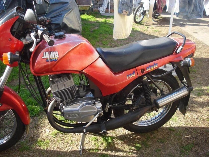 Ява Мустанг 350