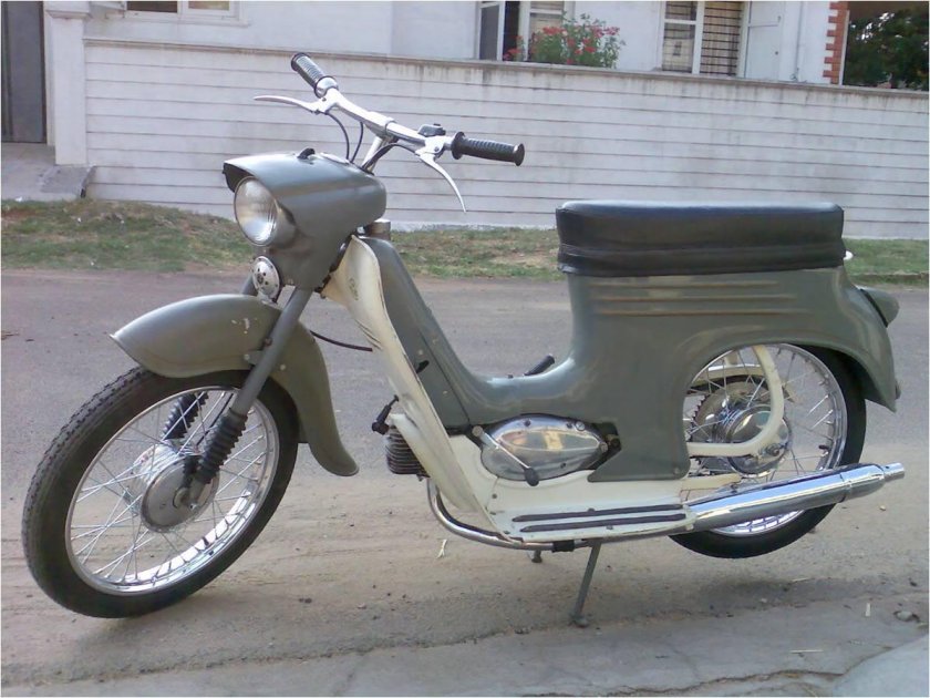 Мопед Jawa 555