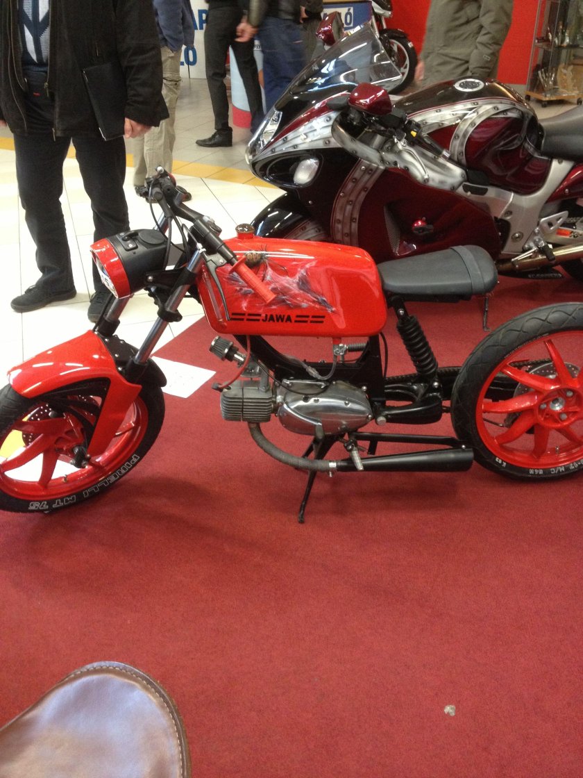 Ява Мустанг 50