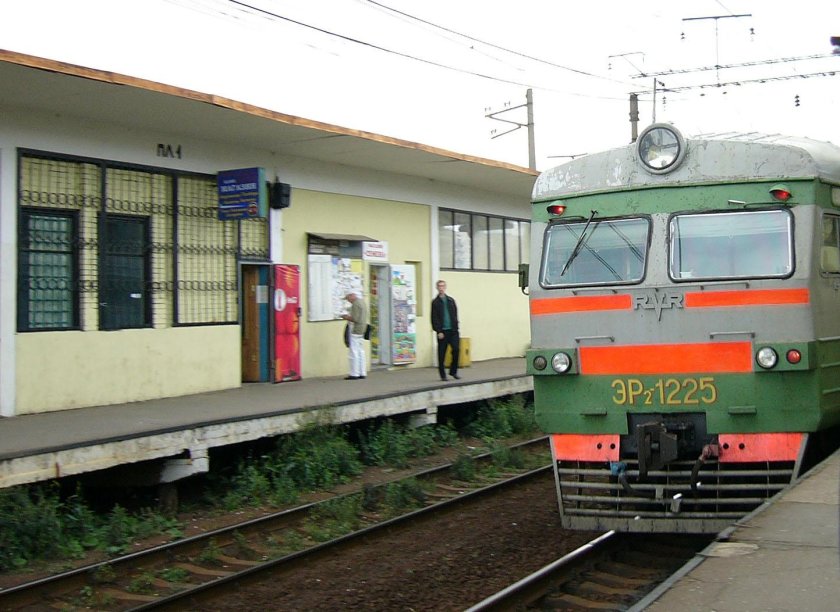 Платформа проспект славы