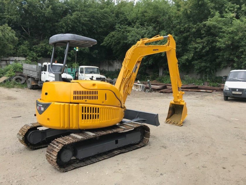 Дизельный экскаватор