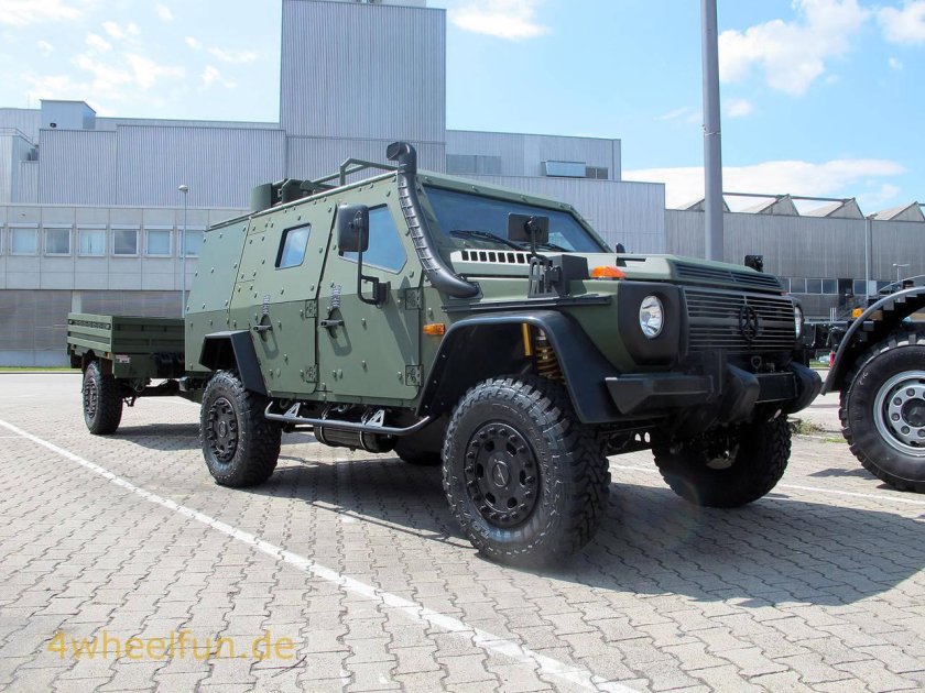 Бронеавтомобиль LAPV Enok