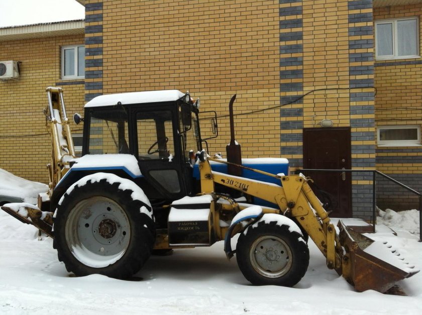 Экскаватор-погрузчик ЭО-2101