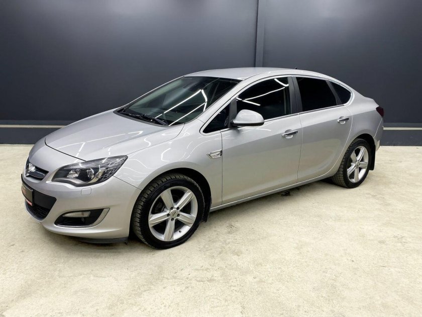Opel astra j рестайлинг