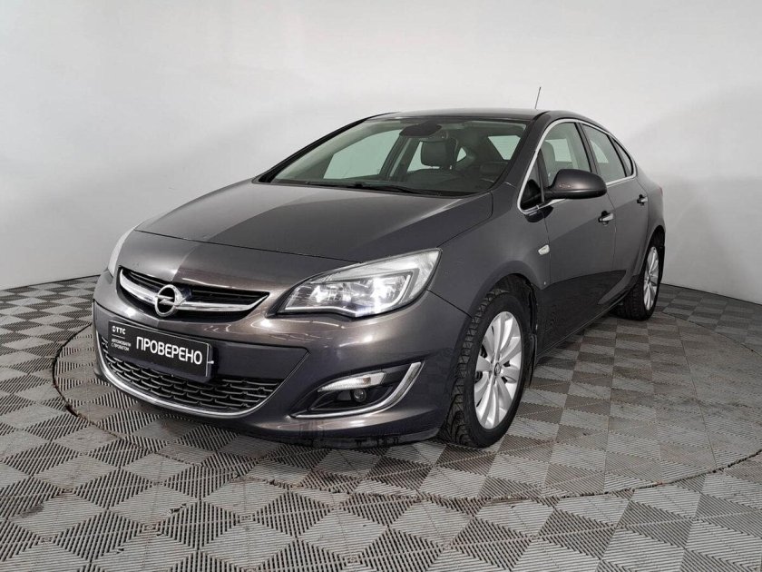 Опель Астра 2013