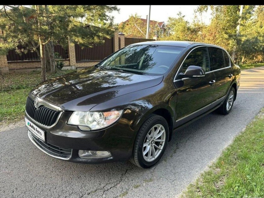 Шкода суперб 2012 1.8