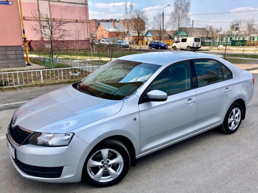 Шкода рапид 2016 серебристый