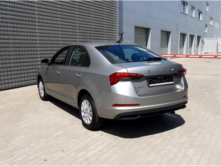 Шкода Рапид 2021