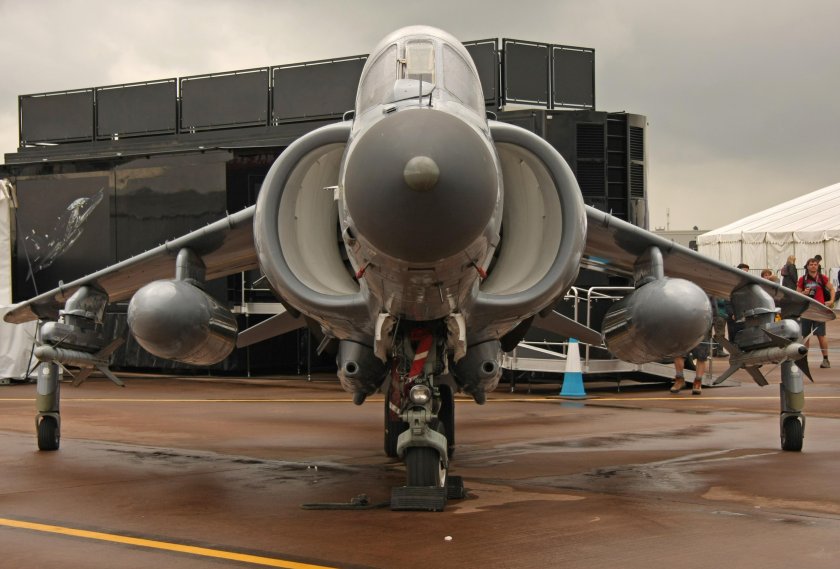 Си Харриер самолет