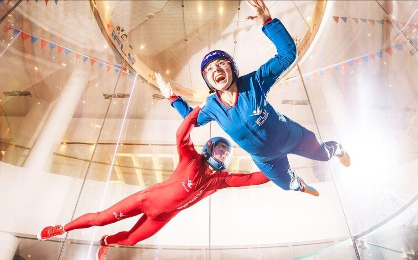 Полёт в аэротрубе