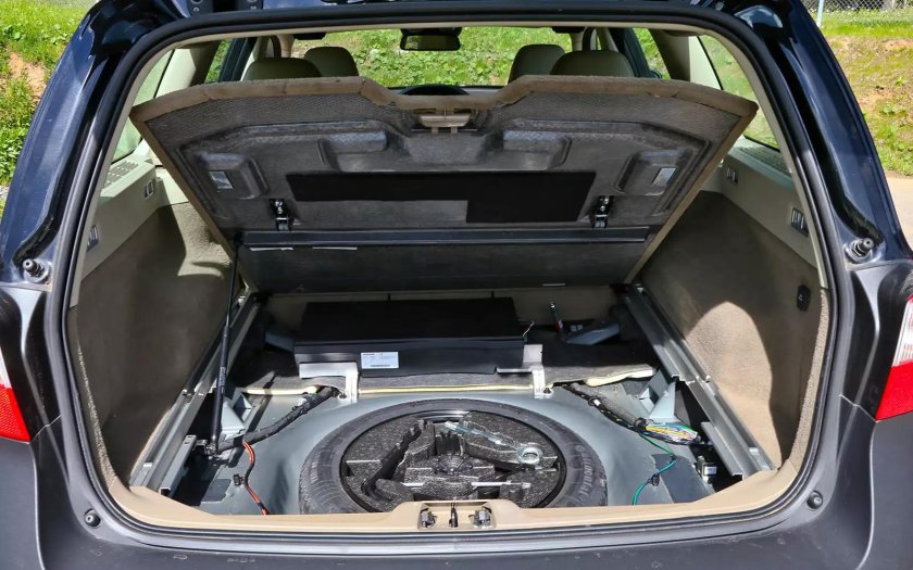 Багажник Вольво хс70