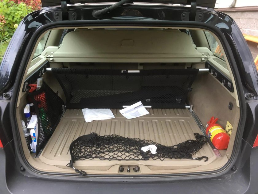 Багажник Вольво хс70