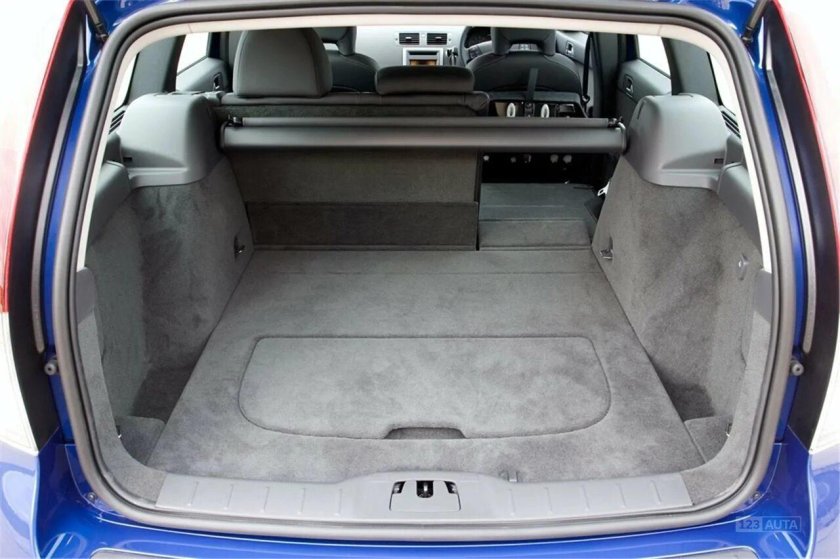 Volvo v50 багажник