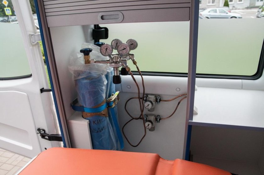 Бортовой ввод 220в на скорой помощи