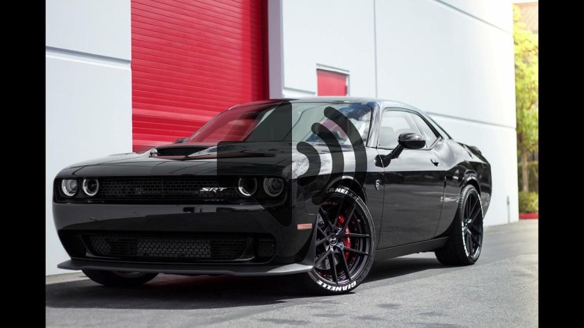 Dodge Challenger srt Hellcat