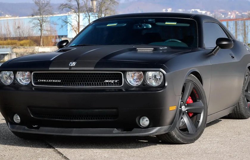 Dodge Challenger srt8 Black