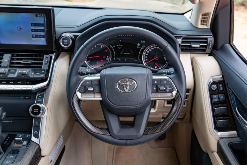 Toyota Land Cruiser 300 2022