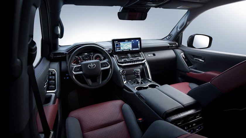 Toyota Land Cruiser 300 2021 салон