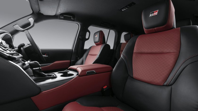 Toyota Land Cruiser 300 Interior