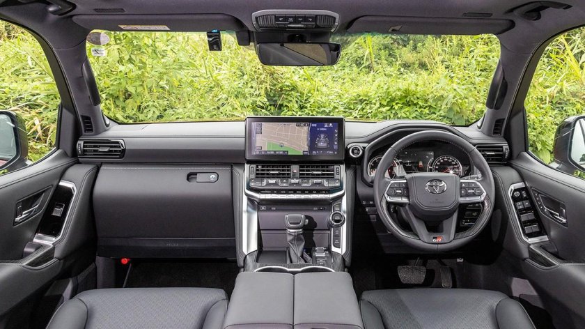 Toyota Land Cruiser 300 gr Sport